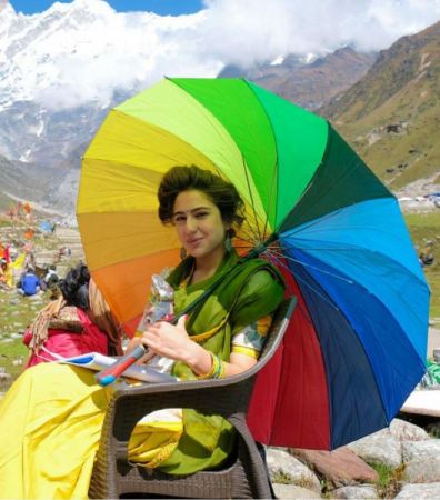 See This Photo of Sara Ali Khan from Kedarnath she looks as colourful and vibrant as the rainbow