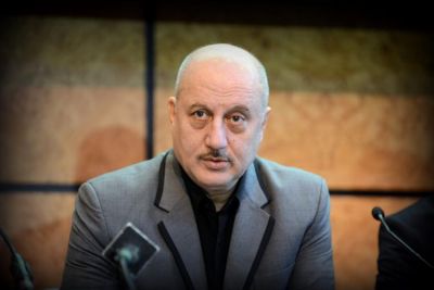 Anupam Kher resigns from the post of the Chairperson of FTII