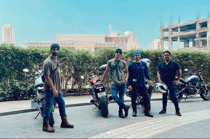 Ishaan Khatter and Shahid Kapoor accompany Kunal Kemmu on a bike ride in Mumbai