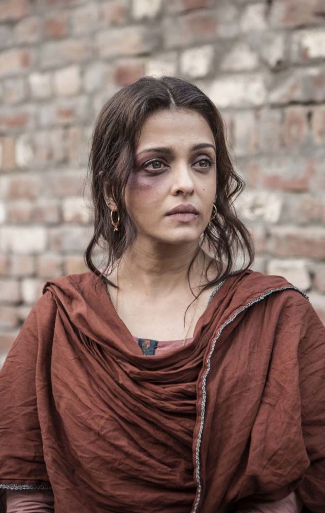 Exclusive snaps from Sarbjit!