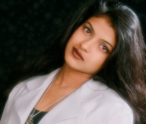 Priyanka Chopra’s First Ever Photo Shoot at the age of 17