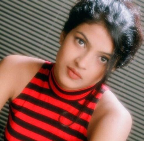 Priyanka Chopra’s First Ever Photo Shoot at the age of 17