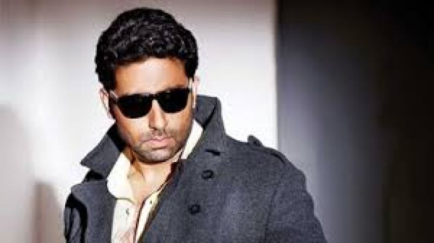 See how Abhishek Bachchan fulfilled the mannequin challenge