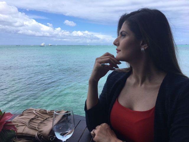 Zareen Khan on the beaches of Mauritius but with whom?