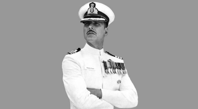 Akshay's first look of Rustom was revealed  !