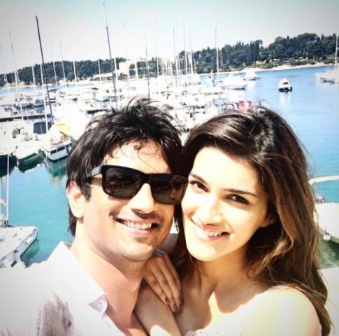 The rumoured couple Sushant-Kriti celebrated their New Year in London