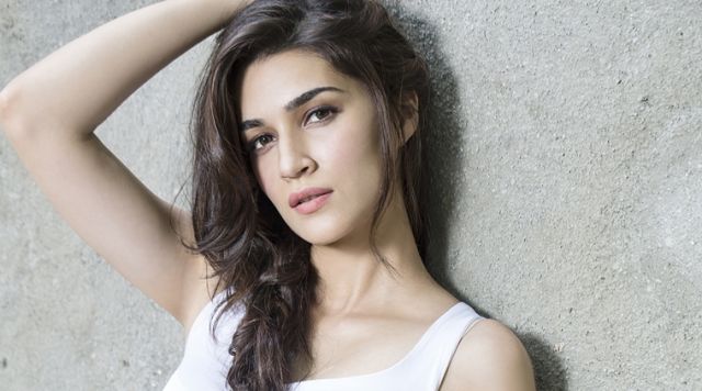 Kriti not part of Aamir's Thugs of Hindostan, then who is?