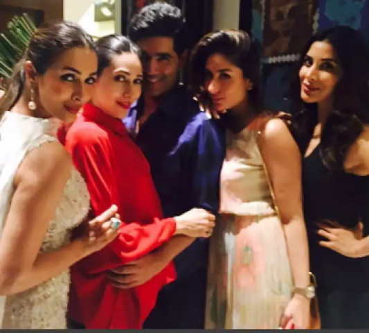 Manish Malhotra partying with his Girl’s squad, see picture!