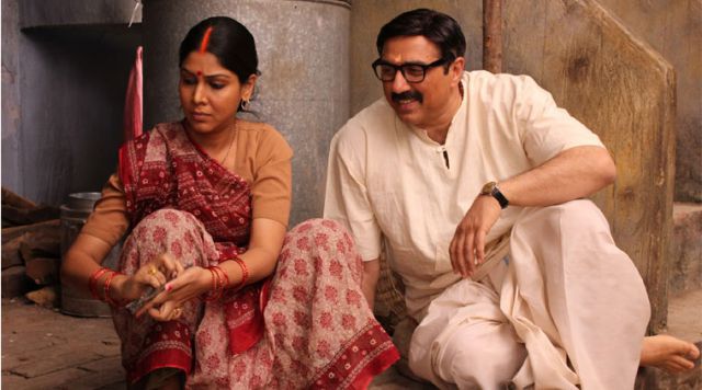 फिल्म मोहल्ला अस्सी में भगवान शिव ने दी गाली, सनी-साक्षी पर FIR दर्ज