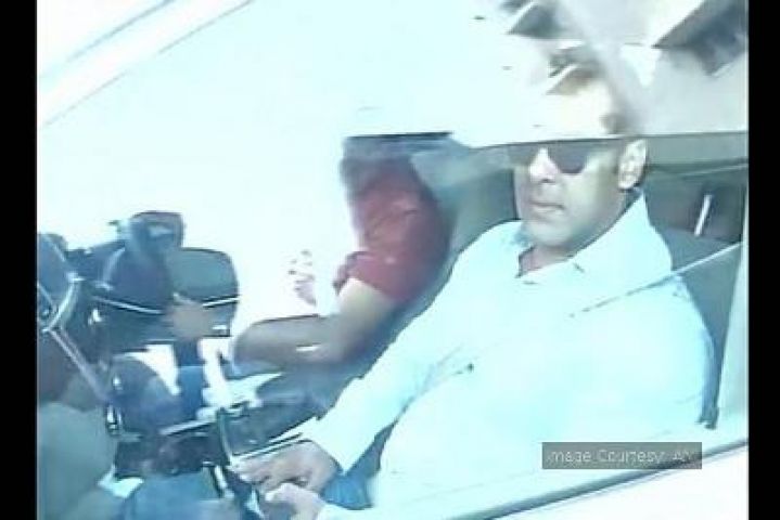 Salman’s legal trouble continue leaving for Jodhpur
