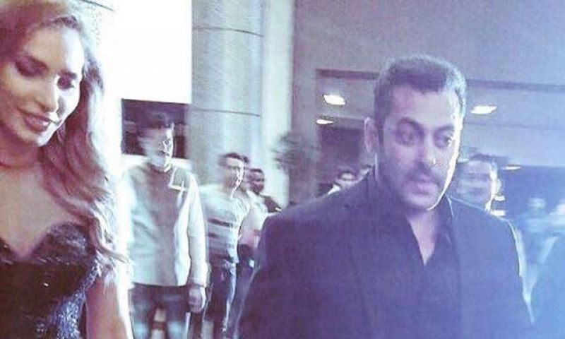 Salman and Lulia first Official presence in Preity Zinta wedding reception