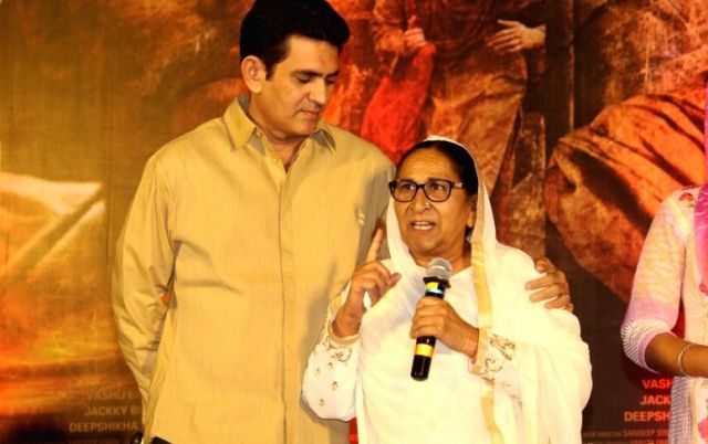 What Made Omung Kumar to make Sarbjit, after quitting on Biopics scripts?