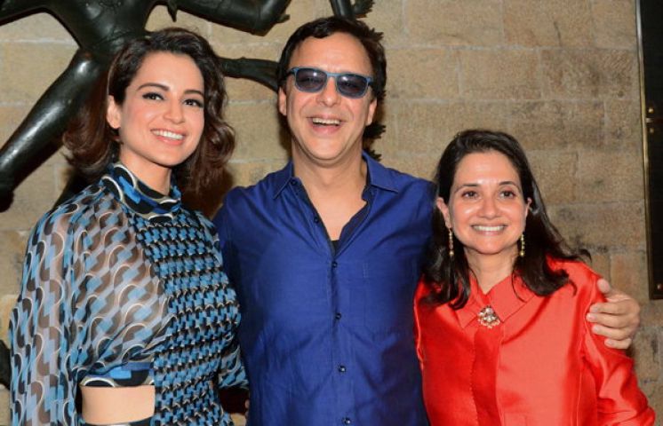 कंगना, आमिर खान व बेटी इरा का MAMI के रेड कारपेट पर स्पॉट....