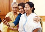 Kajol captured Mamta Banerjee and Jaya Bachchan in a click
