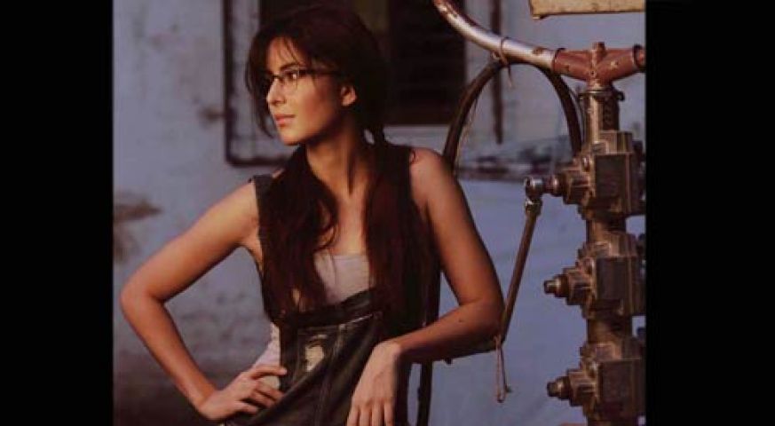 Katrina Kaif's super cute look from Jagga Jasoos is out !!!