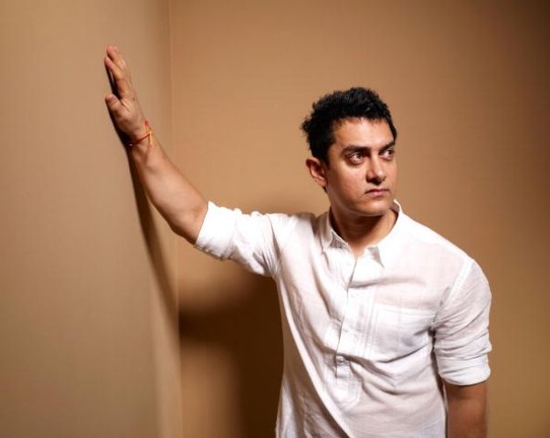 आमिर खान ने नहीं चुकाया अपनी जमीन का लगान