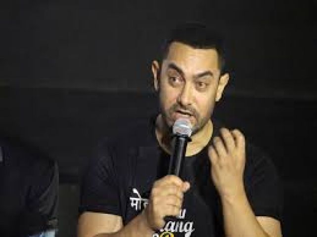 Aamir replied on Akshay's suggestion to stop smoking