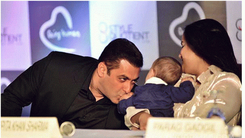 Awww!!! Ahil stole the heart of audience, see pictures