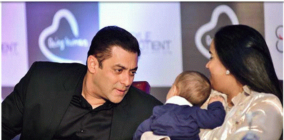 Awww!!! Ahil stole the heart of audience, see pictures