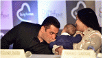 Awww!!! Ahil stole the heart of audience, see pictures