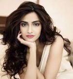 Sonam Kapoor takes 2 hours to look good!!!!