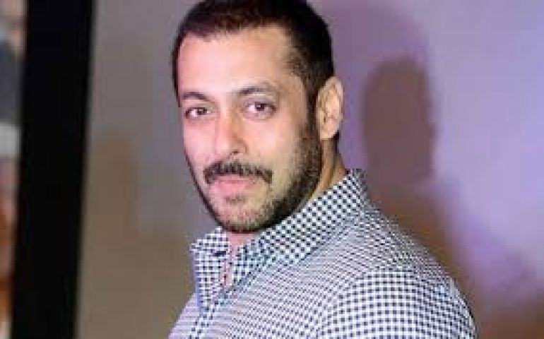 Salman Khan becomes the highest 'advance tax payer'