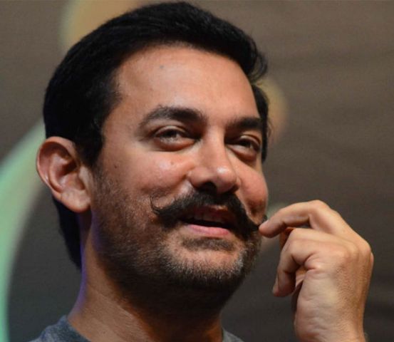आमिर 'दंगल' को छोड़ अपनी इस फिल्म के पीछे भागे