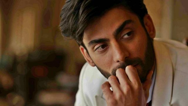 See how Fawad broke heart of his fans???