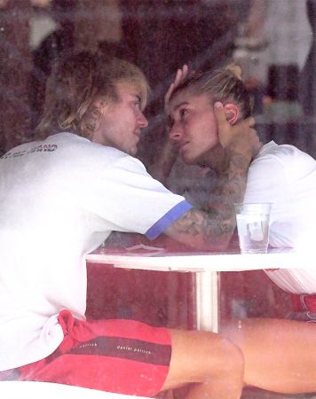 Justin Bieber and Hailey captured weeping in public