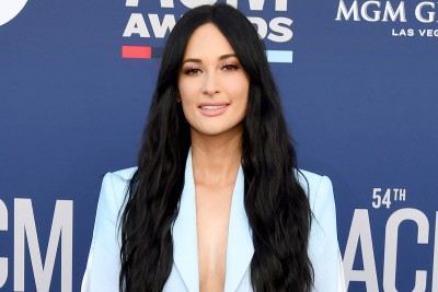 Kacey Musgraves drops title track of new album Star Crossed