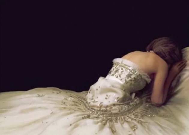 Spencer: New poster shows Kristen Stewart in a stunning white gown