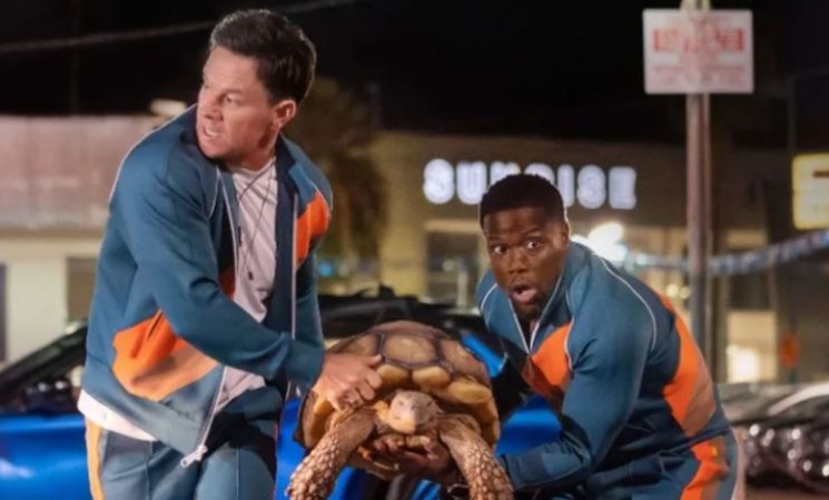Me Time Twitter Review: The Kevin Hart, Mark Wahlberg buddy-comedy is HILLARIOUS!