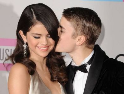 Selena And Justin Once Again In Love
