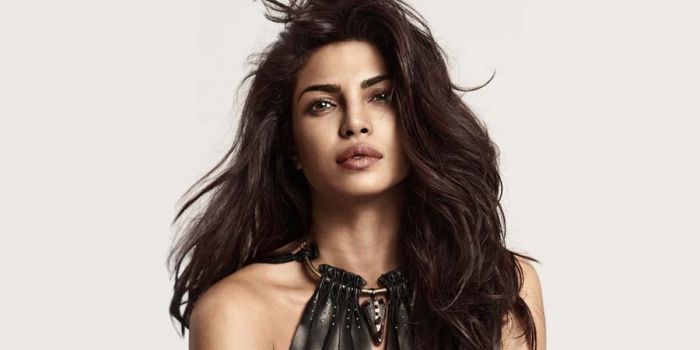 Priyanka Chopra while performing stunt, injured herself