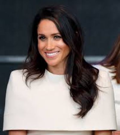 Meghan slammed by fans for faking a British accent