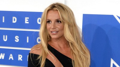 Britney Spears asks court to end conservatorship: 'I just want my life back'