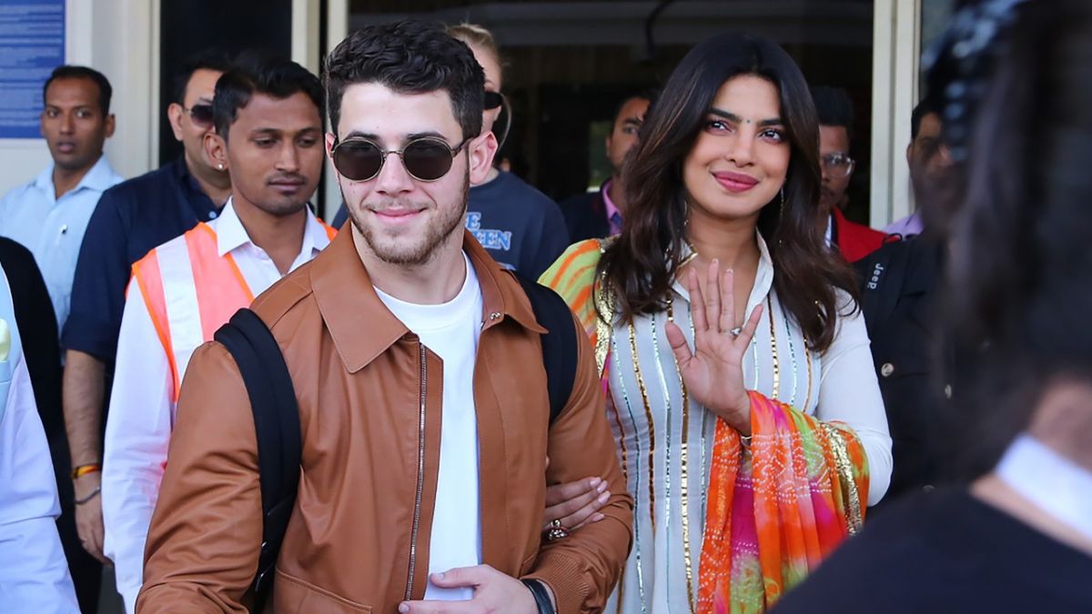 Nick Jonas shares an extremely romantic photo of his wife; see