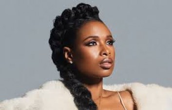 Jennifer Hudson on 'Pressure' of Aretha Franklin Handpicking Her for Biopic