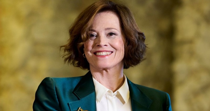 Iconic Actress Sigourney Weaver to Receive Golden Lion in 2024