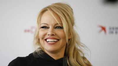 Pamela Anderson to rebuild Vancouver home for new TV series
