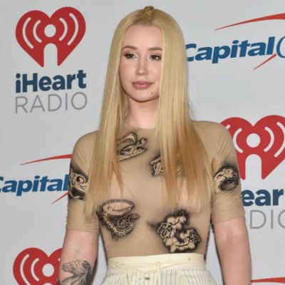 Iggy Azalea feels blindsided, embarrassed, violated and after topless photos got leaked