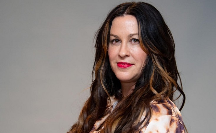 With sexism, Alanis Morissette left the Rock and Roll Hall of Fame performance