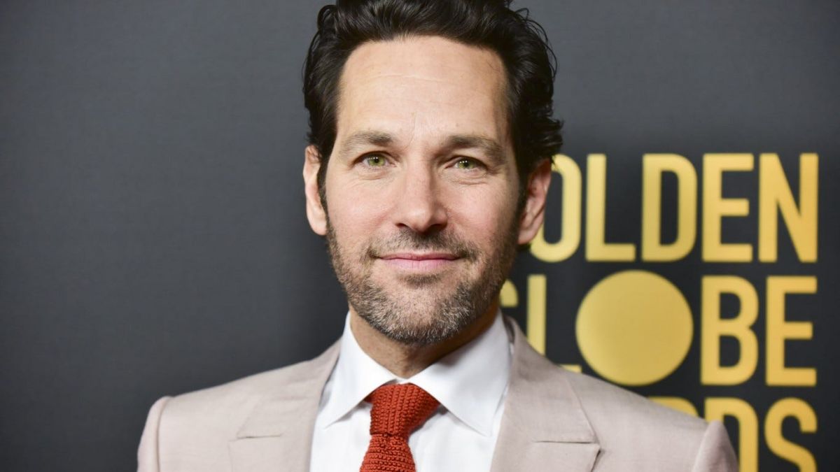 Watch Paul Rudd walk around in a tiara and sash as he wins the Sexiest Man Alive title!
