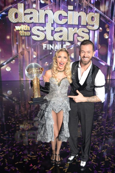 Kaitlyn Bristowe And Artem Chigvintsev wins The Reality Show Dancing with the Stars