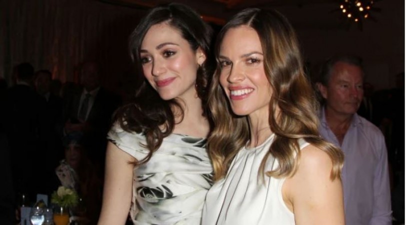 Hilary Swank is vehemently defended by Emmy Rossum from criticism over her pregnancy.