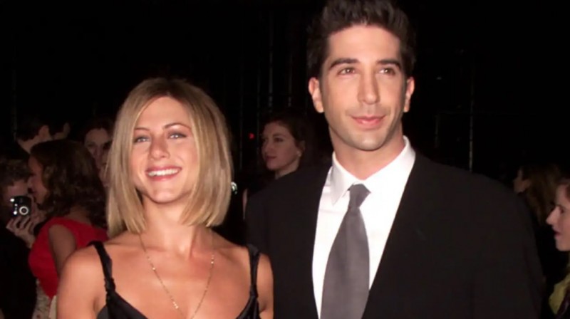We Love a Ross and Rachel Moment! David Schwimmer teases Friends co-star Jennifer Aniston; See her reaction