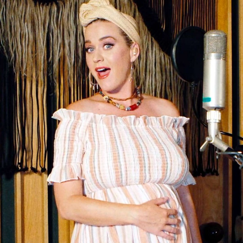 Hollywood star Katy Perry is happy being a working Mom!