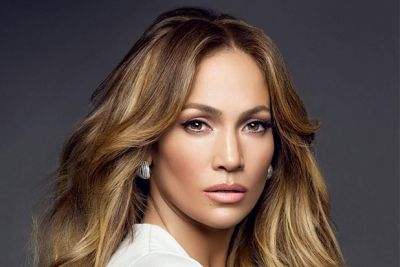 Jennifer Lopez slips during live show, falls on the stage in Las Vegas