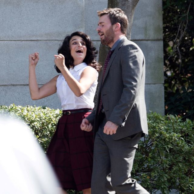 Chris Evans and rumoured girlfriend Jenny Slate seen always talking and laughing together on the 'Gifted' set