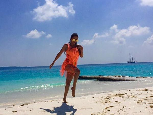 Watch the pictures of The Khan Family enjoying in Maldives